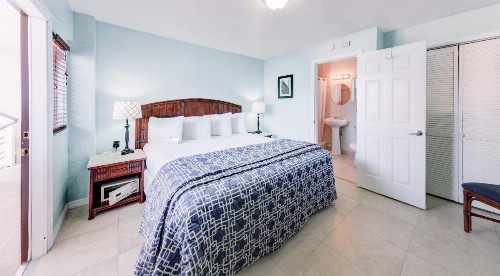 Creekside Inn Islamorada - image 4