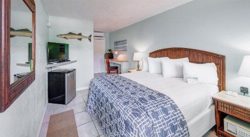 Creekside Inn Islamorada - image 6