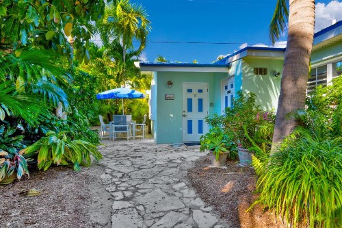 Island Bay Resort - image 12