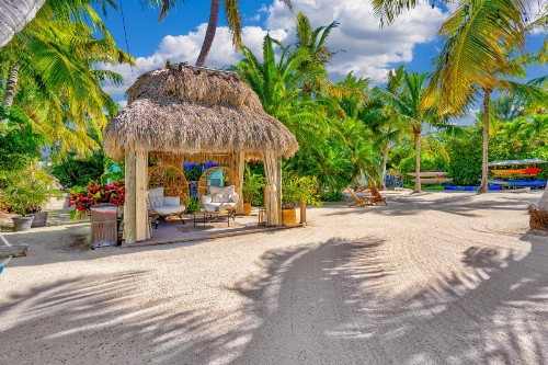 Island Bay Resort - image 17