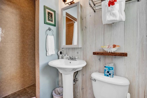 Island Bay Resort - image 37