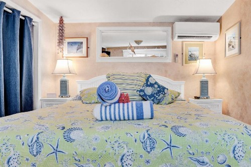 Island Bay Resort - image 46