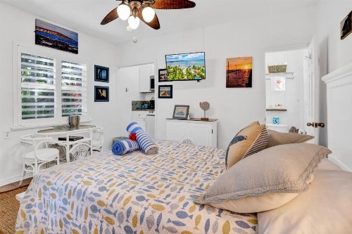 Island Bay Resort - image 5