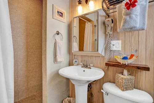 Island Bay Resort - image 6