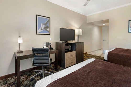 Best Western Plus Country Park Hotel - image 23