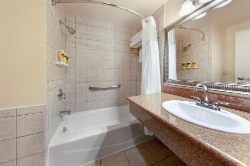 Best Western Plus Country Park Hotel - image 33