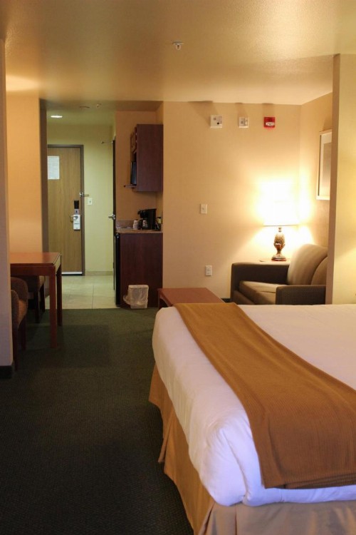 Holiday Inn Express Tehachapi an IHG Hotel - image 34