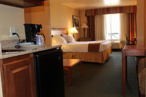 Holiday Inn Express Tehachapi an IHG Hotel - image 41