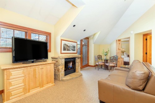 Inn at Lost Creek - image 25