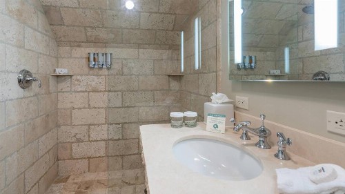 Hotel Columbia - image 25