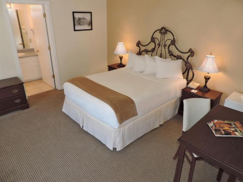 The Victorian Inn - image 8