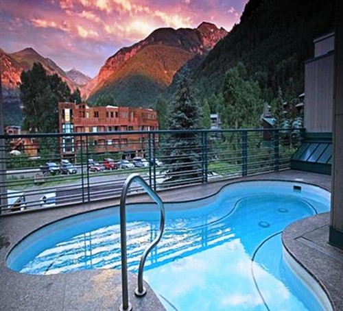 Camel's Garden Hotel - image 6