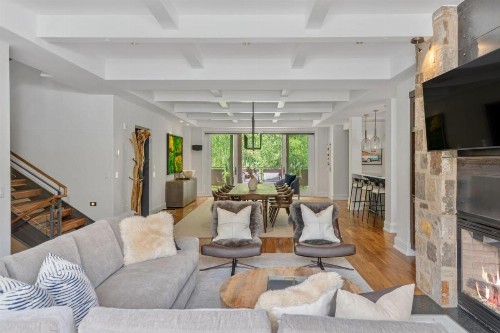 The Auberge Residences at Element 52 - image 4