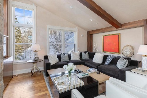The Auberge Residences at Element 52 - image 7