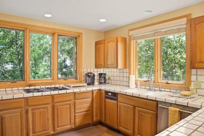 Prospect Ave - image 6
