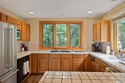 Prospect Ave - image 11