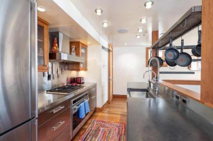 Pacific West 471 - image 11