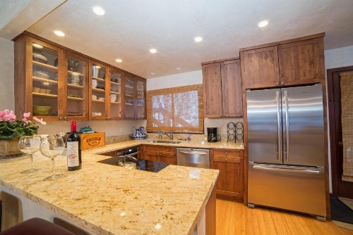 RIVERSIDE B201 by Exceptional Stays - image 8