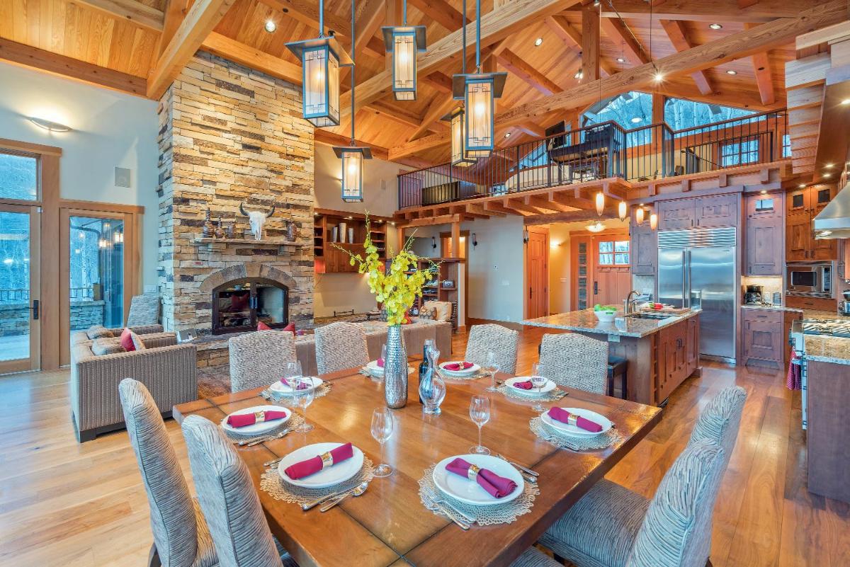 GRAND VISTA by Exceptional Stays - image 7