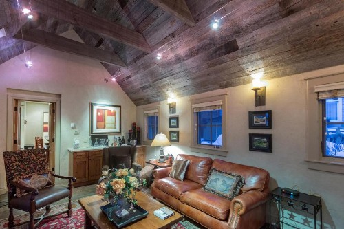 211 A SOUTH OAK by Exceptional Stays - image 11