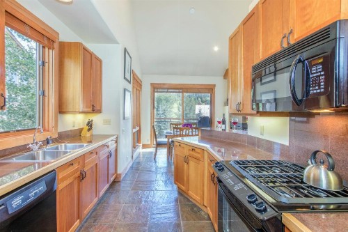 TERRACES 402 by Exceptional Stays - image 10