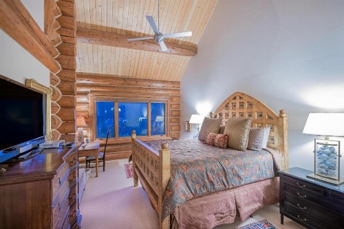 TRISTANT 115 by Exceptional Stays - image 12