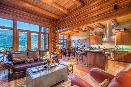 TRISTANT 115 by Exceptional Stays - image 7