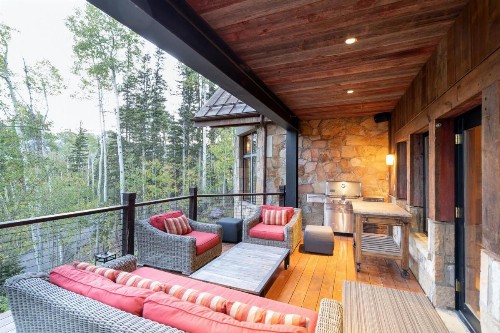ALPENGLOW by Exceptional Stays - image 11