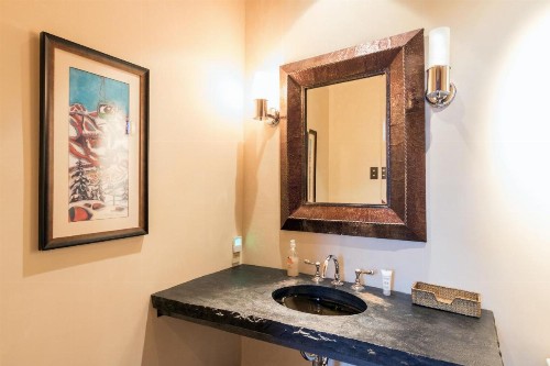 HOOD PARK MANOR by Exceptional Stays - image 3