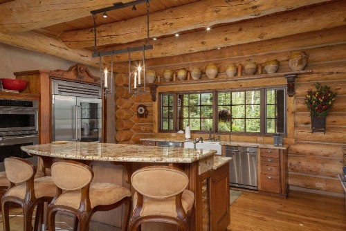 HILLTOP HIDEAWAY by Exceptional Stays - image 18