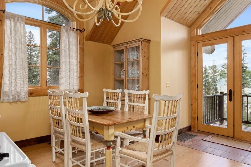 HILLTOP HIDEAWAY by Exceptional Stays - image 48