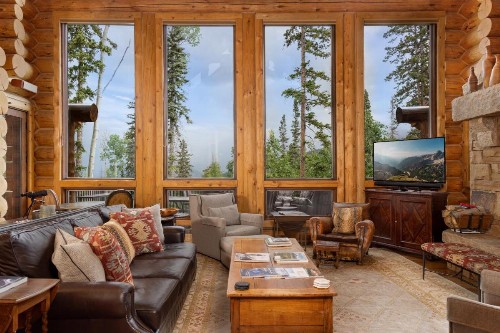 HILLTOP HIDEAWAY by Exceptional Stays - image 9
