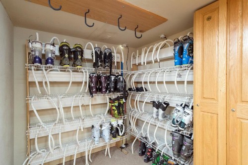 Hotel Columbia 2 Bedroom by Alpine Lodging Telluride - image 11