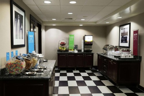 Hampton Inn & Suites Temecula - image 15