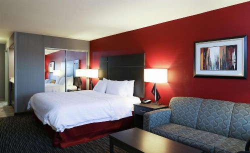 Hampton Inn & Suites Temecula - image 21