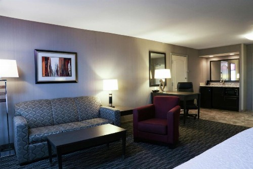 Hampton Inn & Suites Temecula - image 24