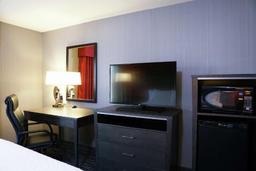 Hampton Inn & Suites Temecula - image 35