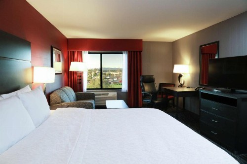 Hampton Inn & Suites Temecula - image 43
