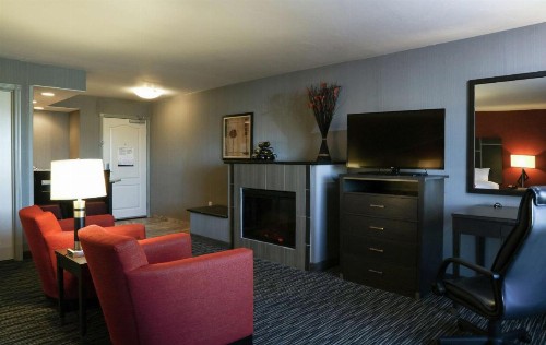 Hampton Inn & Suites Temecula - image 44