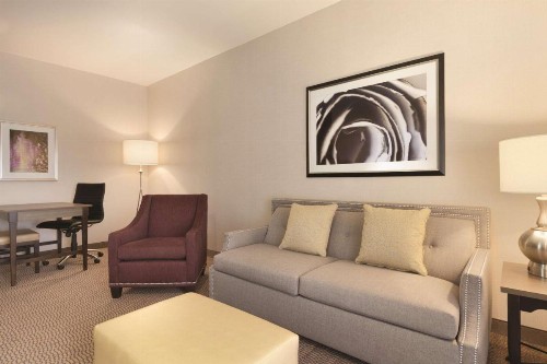 Embassy Suites by Hilton Temecula Valley Wine Country - image 27