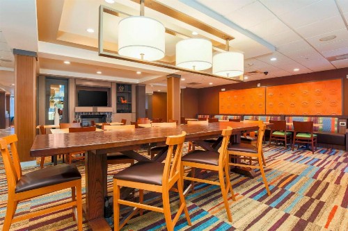 Fairfield Inn & Suites Temecula - image 20