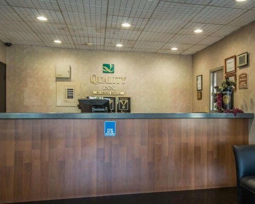 Quality Inn Temecula Valley Wine Country - image 22