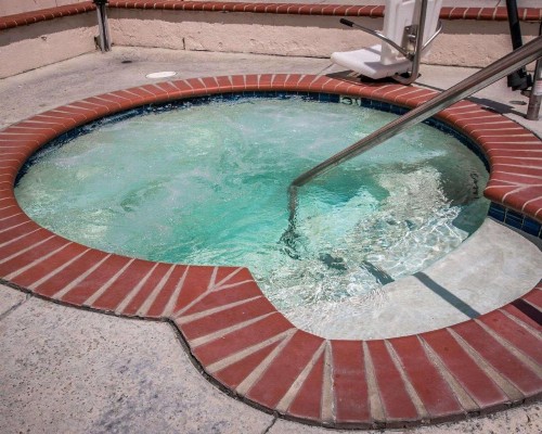 Quality Inn Temecula Valley Wine Country - image 24