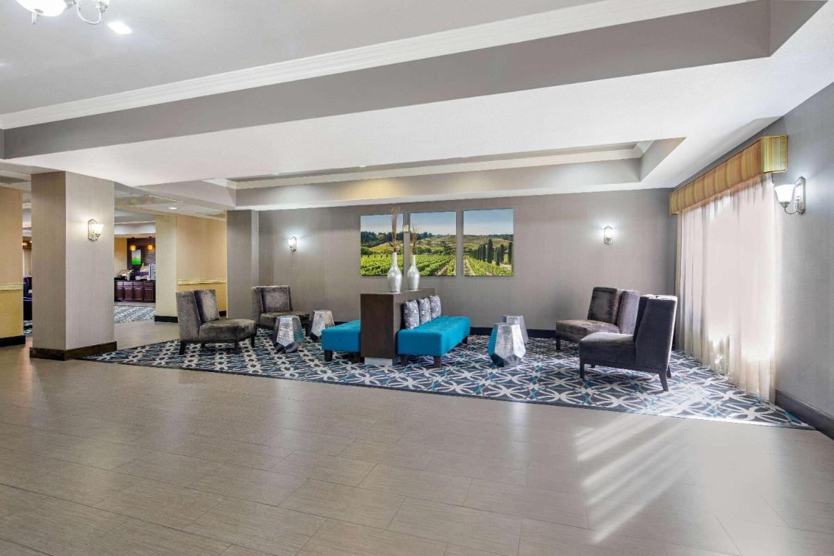 La Quinta by Wyndham Temecula - image 2