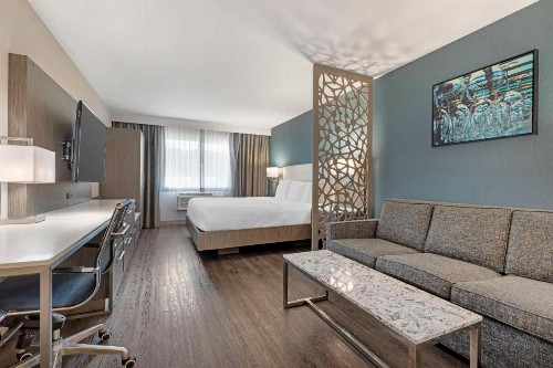 Best Western Plus Temecula Wine Country Hotel & Suites - image 14