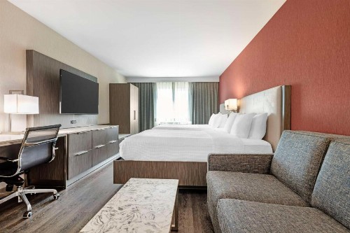 Best Western Plus Temecula Wine Country Hotel & Suites - image 24
