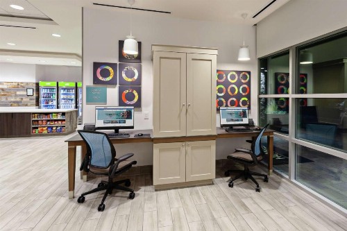 Home2 Suites By Hilton Temecula - image 4