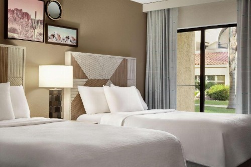 Embassy Suites Phoenix - Tempe - image 30