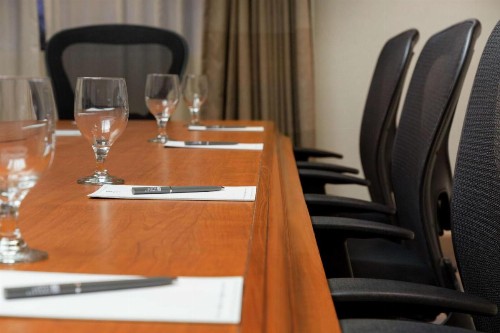 Embassy Suites Phoenix - Tempe - image 38