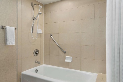 Embassy Suites Phoenix - Tempe - image 41